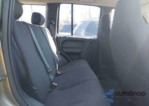 2003 Jeep Liberty Sport from USA, damaged, VIN 1J4GL48K13W532341